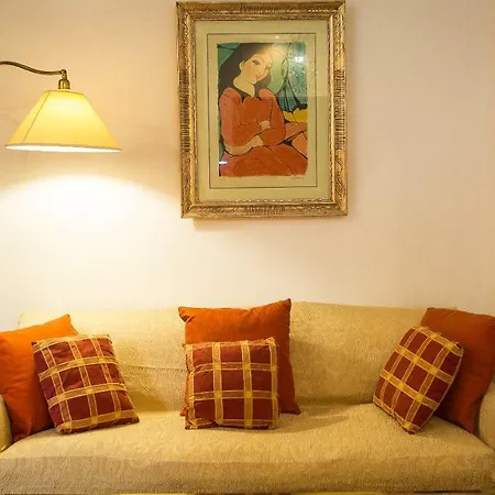 In Borgo Angelico Terrace Apartment *